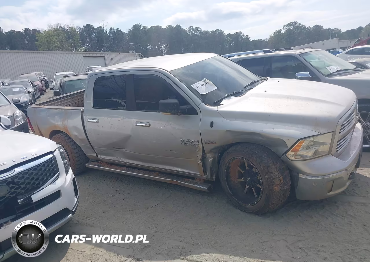 2015 Ram 1500 Lone Star VIN:1C6RR7LT9FS546358 - 13