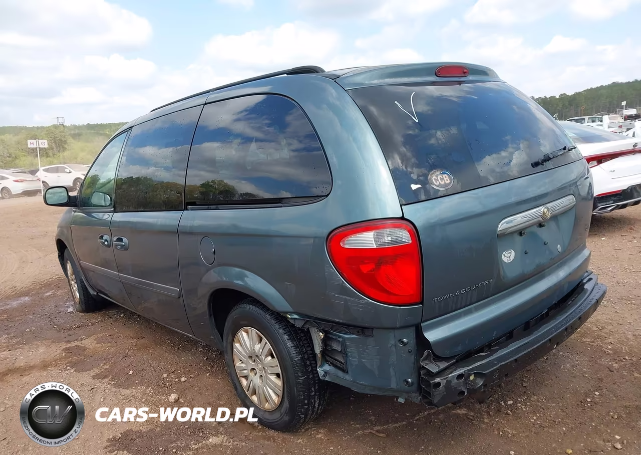 2007 Chrysler Town & Country Lx VIN:2A4GP44R47R251897 - 3