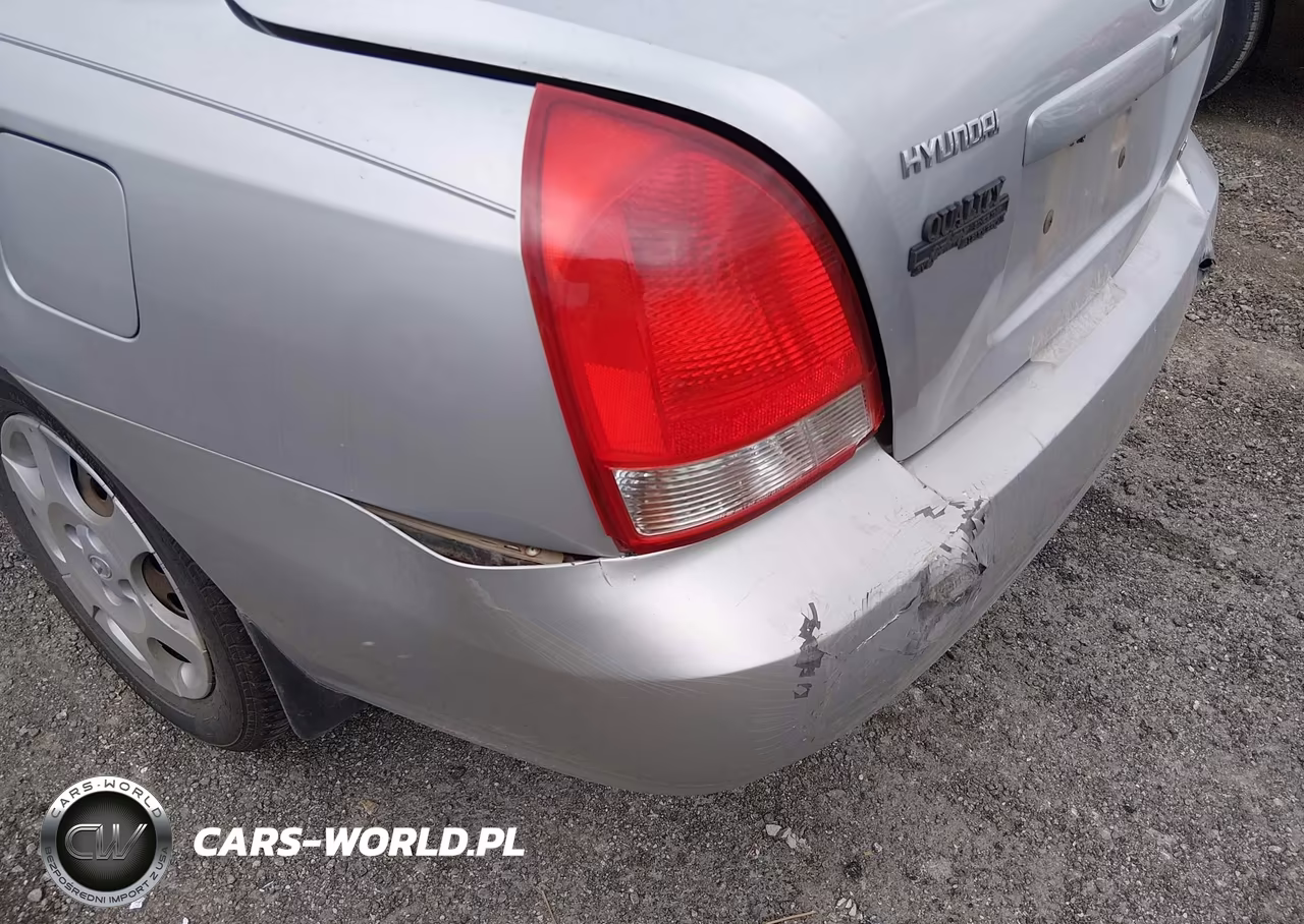 2002 Hyundai Elantra Gls VIN:KMHDN45DX2U389839 - 6