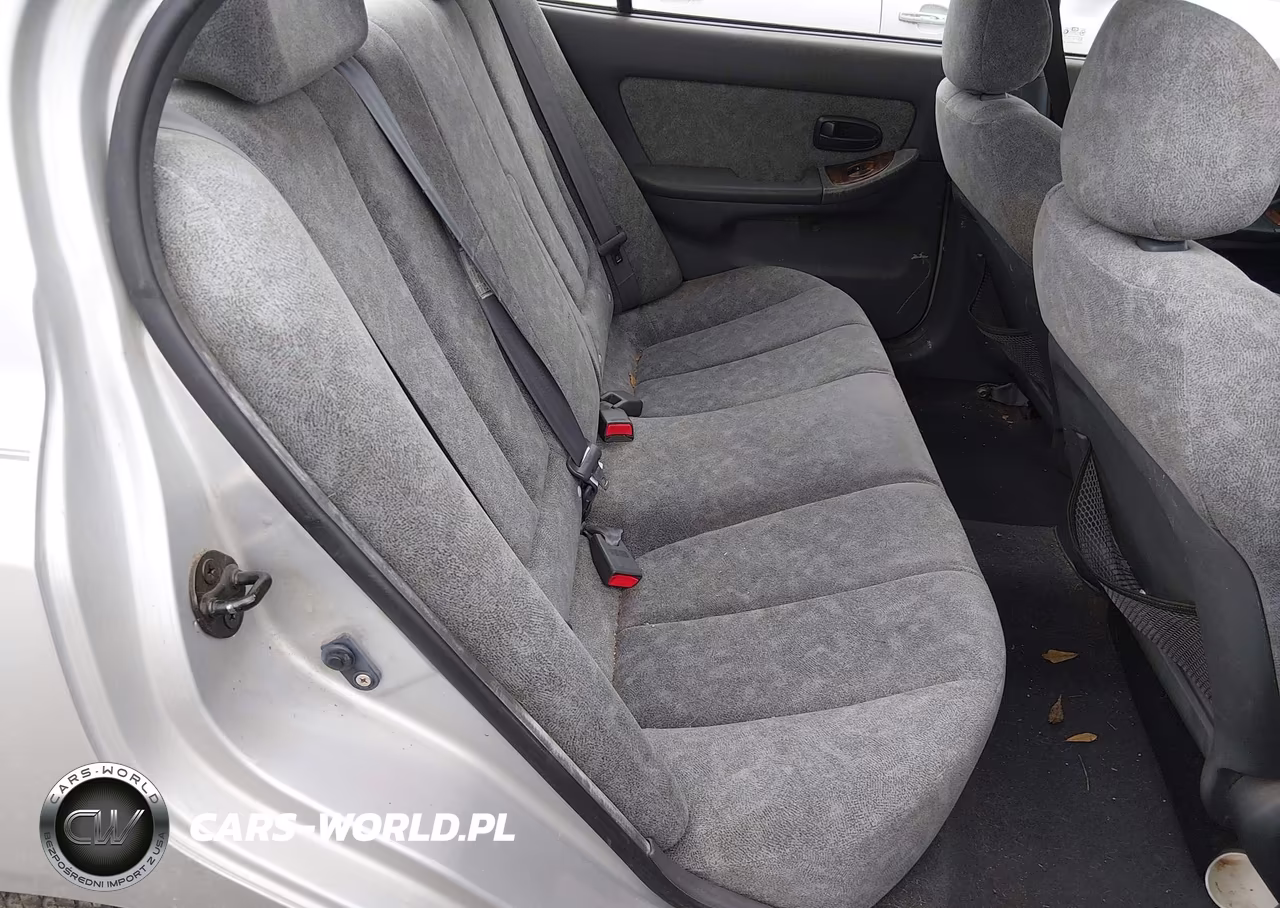 2002 Hyundai Elantra Gls VIN:KMHDN45DX2U389839 - 8