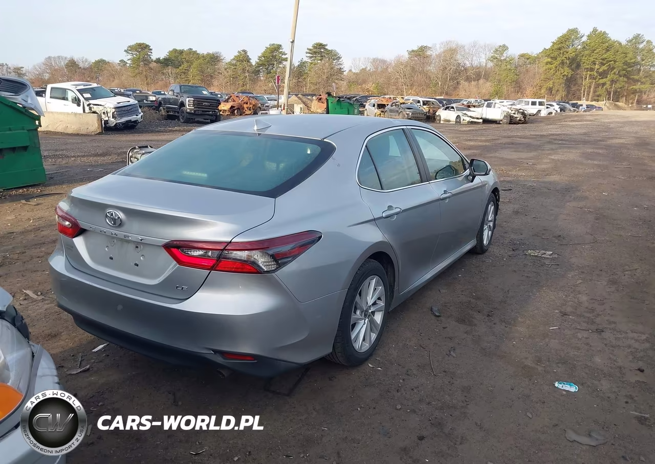 2021 Toyota Camry Le VIN:4T1C11AK4MU410729 - 4