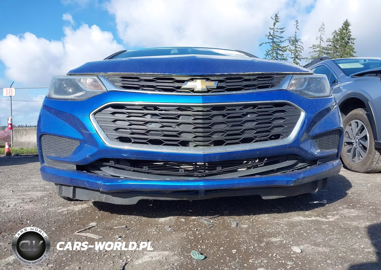 2018 Chevrolet Cruze Lt Auto VIN:1G1BE5SM9J7137950 - 6