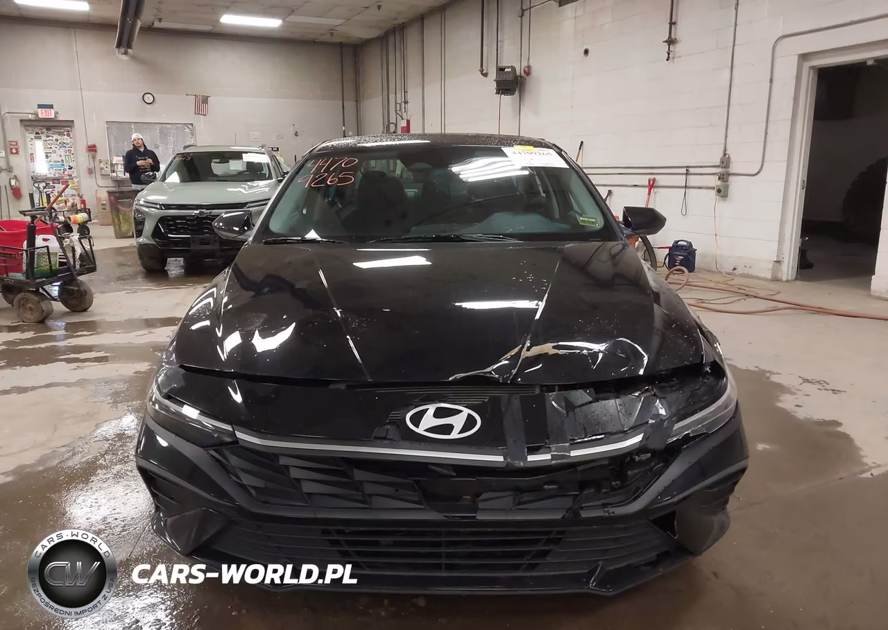 2024 Hyundai Elantra Hybrid Blue VIN:KMHLM4DJ6RU094124 - 12
