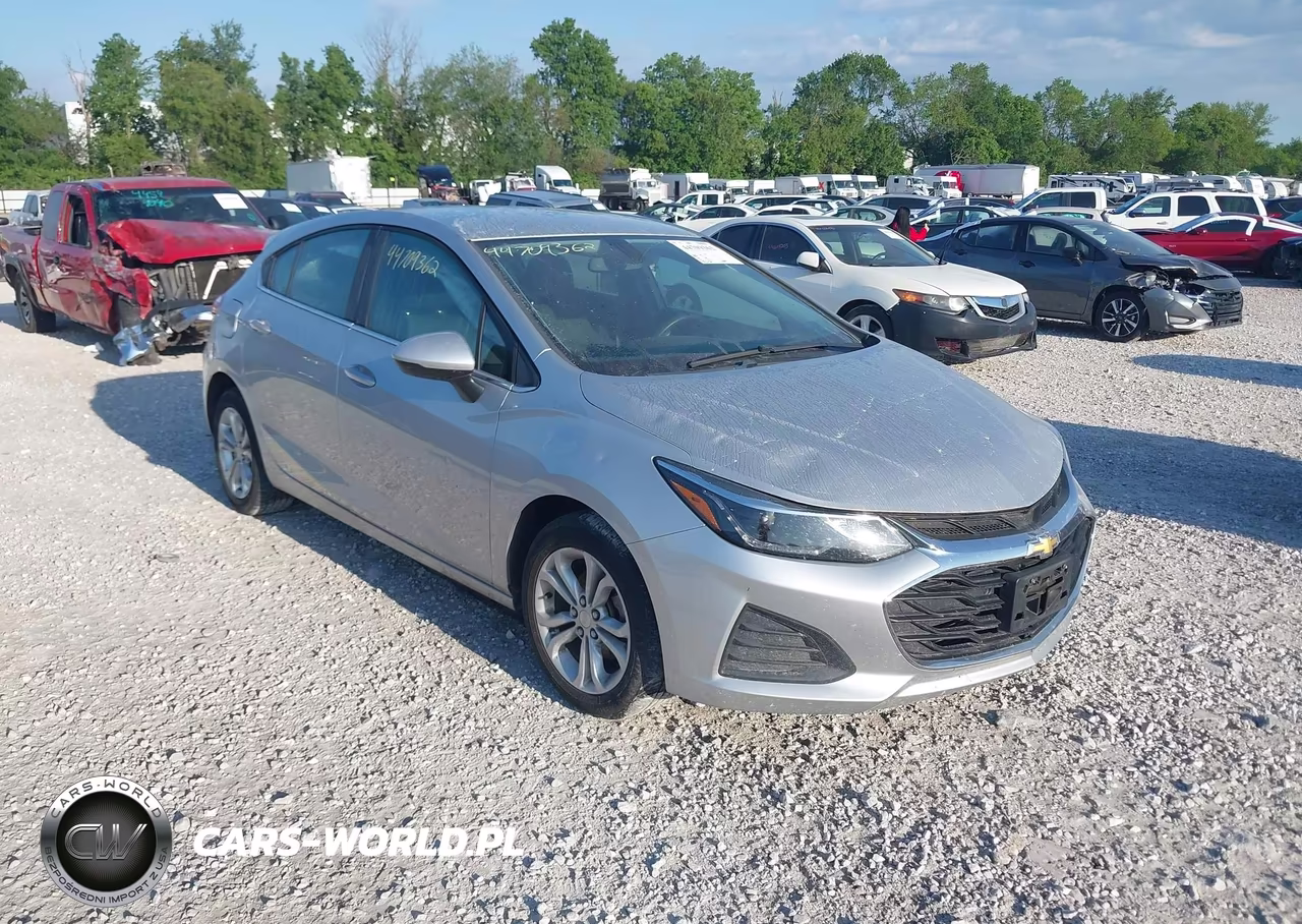 2019 Chevrolet Cruze Lt – zdjęcie 1 z 16