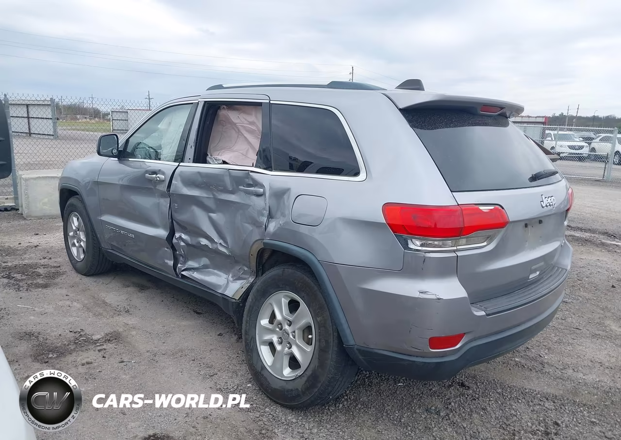 2015 Jeep Grand Cherokee Laredo VIN:1C4RJEAG9FC728338 - 14