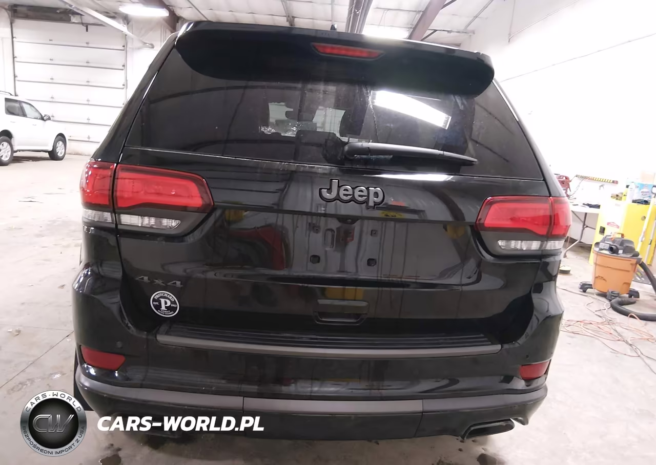 2018 Jeep Grand Cherokee High Altitude 4X4 VIN:1C4RJFCG2JC334837 - 17