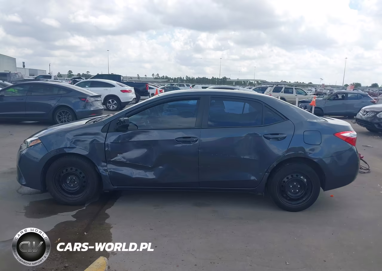 2016 Toyota Corolla Le VIN:5YFBURHE1GP380810 - 13