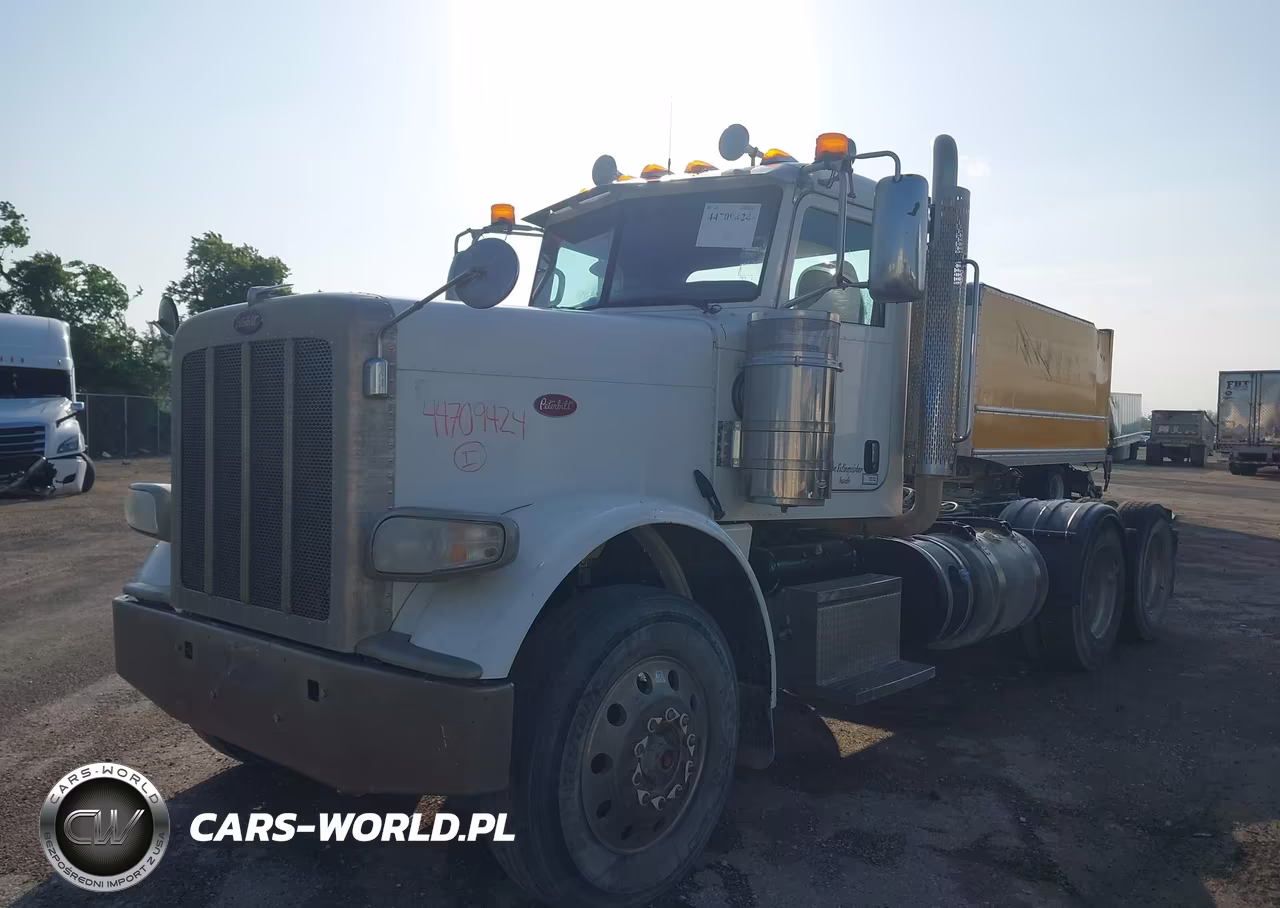 2015 Peterbilt 389 VIN:1XPXD79X5FD269123 - 2