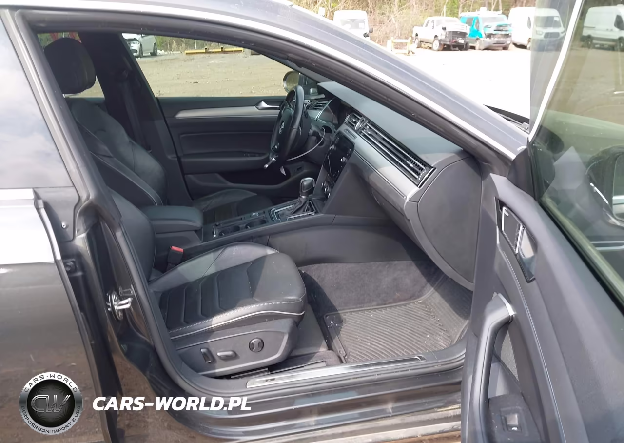 2019 Volkswagen Arteon 2.0T Sel Premium R-Line VIN:WVWTR7AN9KE000171 - 5