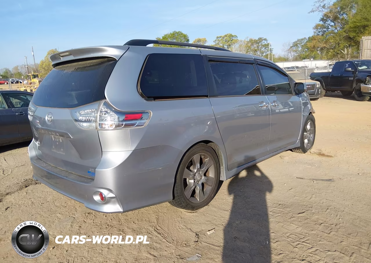 2014 Toyota Sienna Se 8 Passenger VIN:5TDXK3DC7ES509201 - 4
