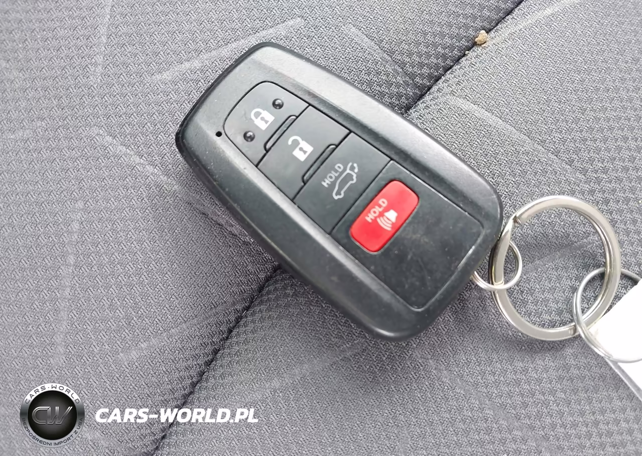 2023 Toyota Rav4 Hybrid Xle VIN:JTMRWRFV8PD193000 - 11
