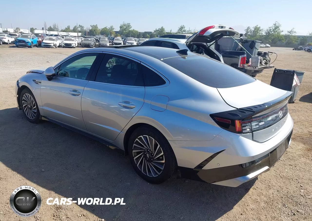 2025 Hyundai Sonata Hybrid Limited VIN:KMHL54JJ5SA103761 - 3
