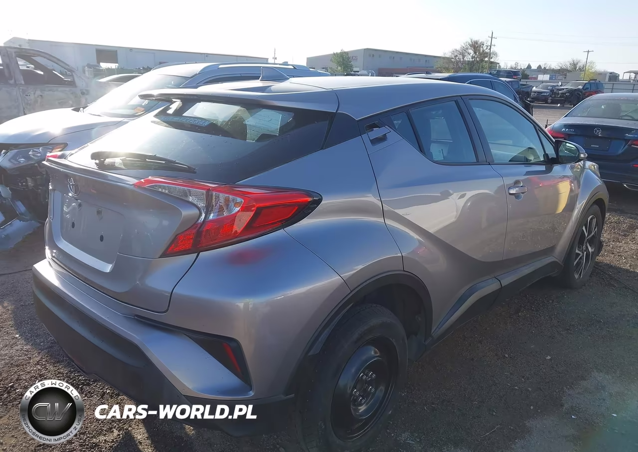 2018 Toyota C-Hr Xle Premium VIN:NMTKHMBX7JR056193 - 4