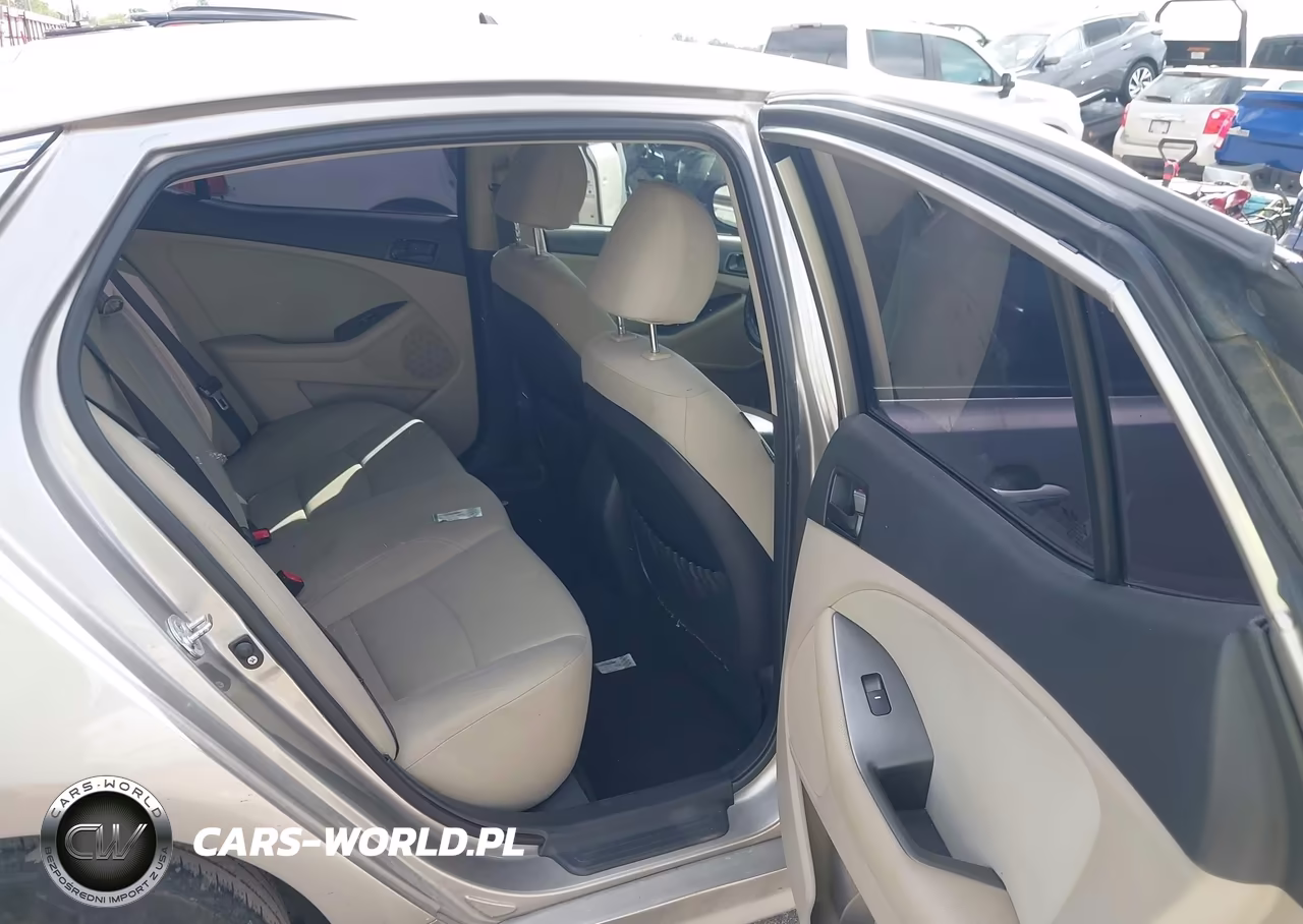 2014 Kia Optima Lx VIN:KNAGM4A75E5523320 - 8