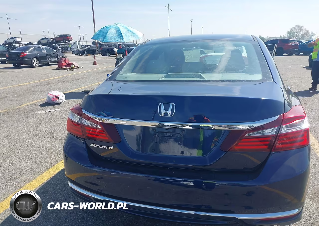 2017 Honda Accord Lx VIN:1HGCR2F36HA085885 - 17