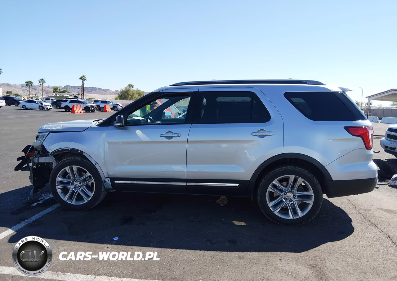 2017 Ford Explorer Xlt VIN:1FM5K8D8XHGD04367 - 14