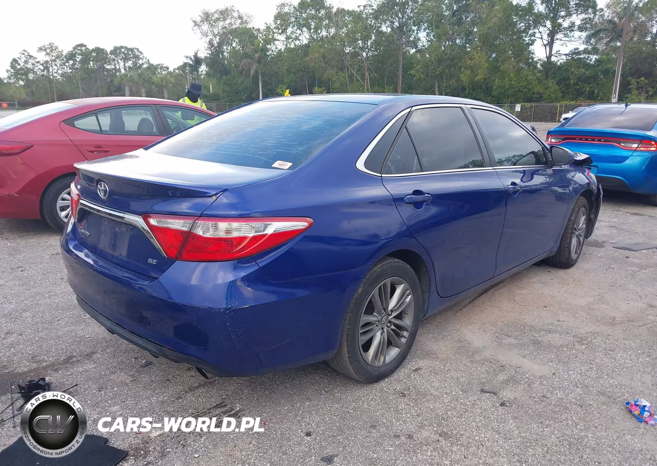 2016 Toyota Camry Se VIN:4T1BF1FK7GU507904 - 4