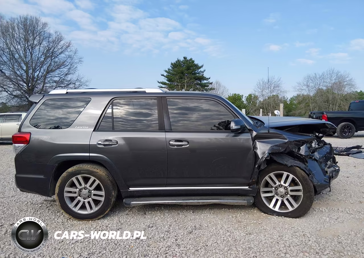 2010 Toyota 4Runner Limited V6 VIN:JTEZU5JR2A5010549 - 13