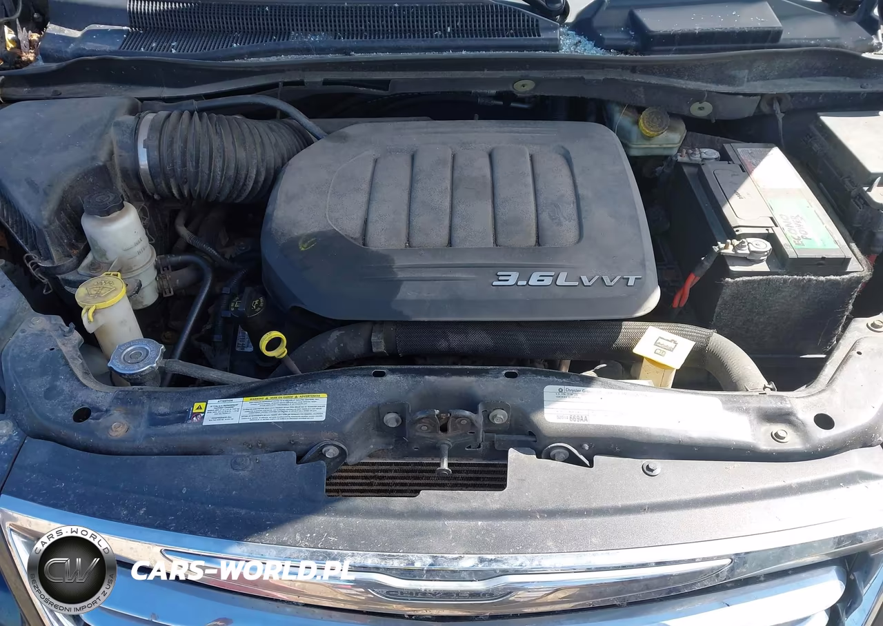 2012 Chrysler Town & Country Touring-L VIN:2C4RC1CG3CR261226 - 10