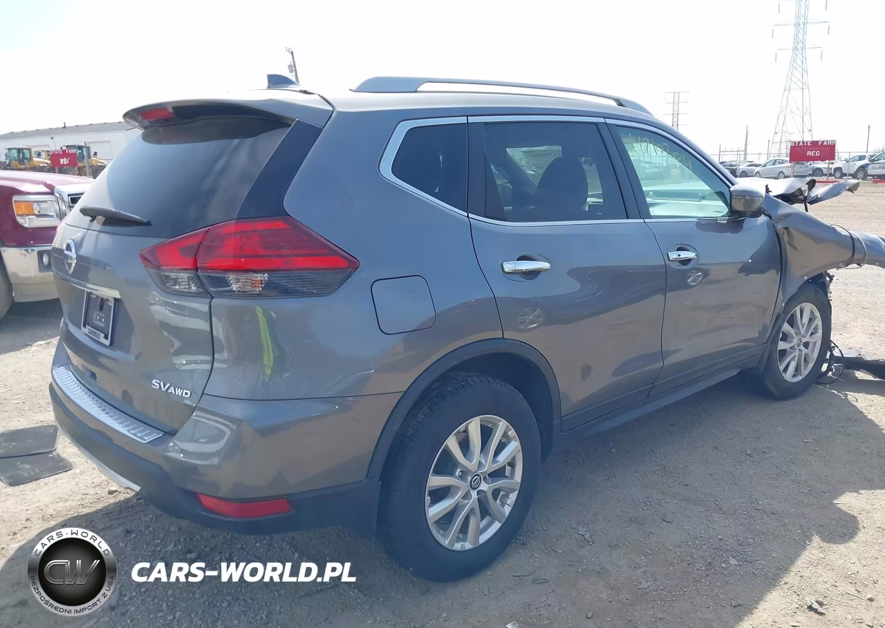 2017 Nissan Rogue Sv VIN:5N1AT2MV8HC786181 - 4