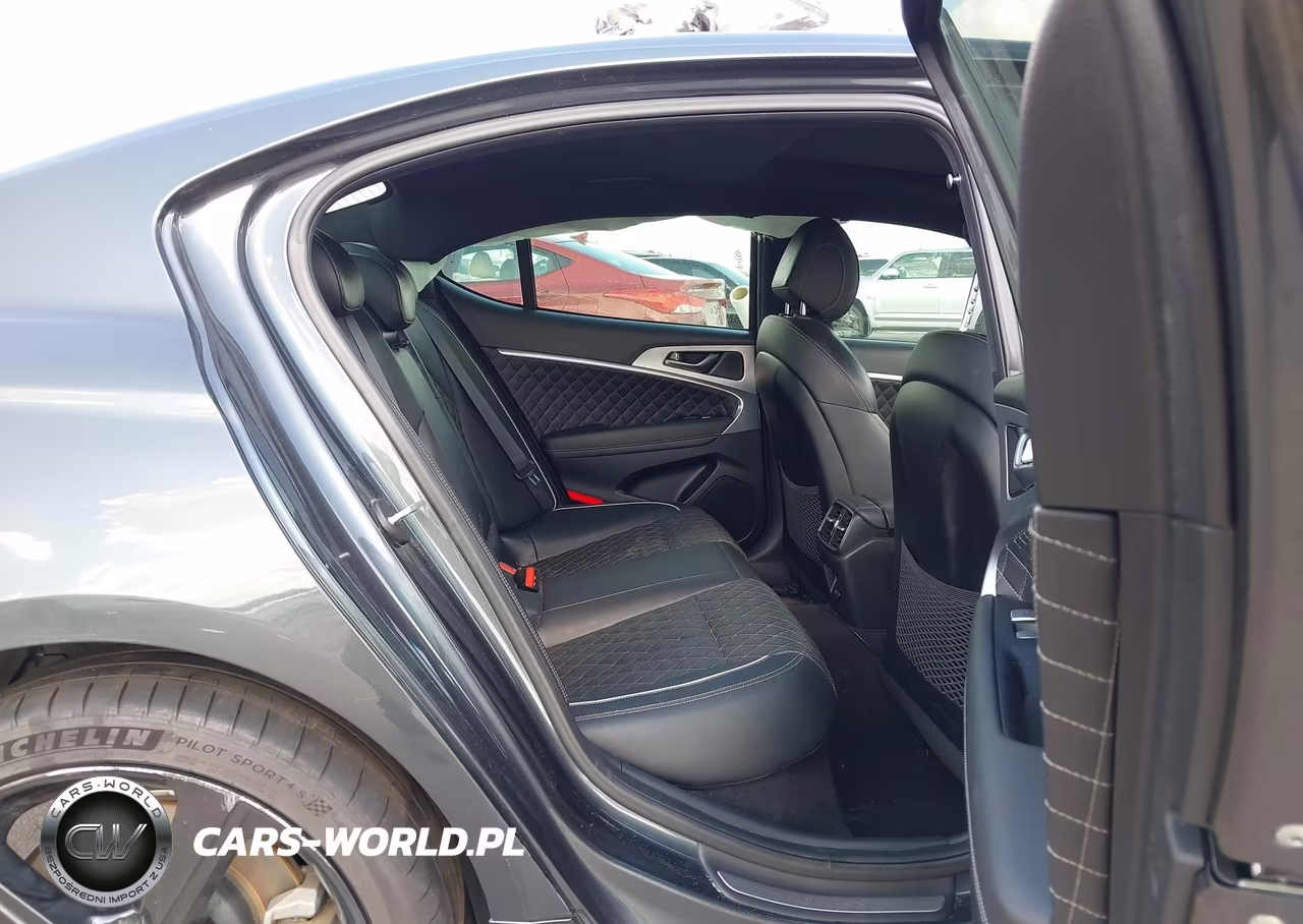 2020 Genesis G70 2.0T Rwd VIN:KMTG44LA2LU045471 - 8