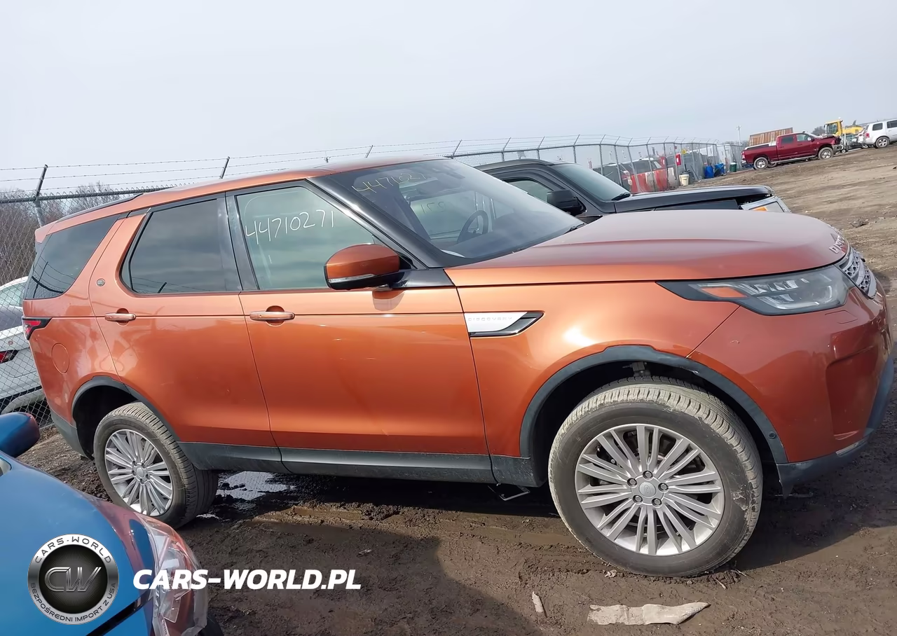 2017 Land Rover Discovery Hse Luxury VIN:SALRHBBV6HA037895 - 14