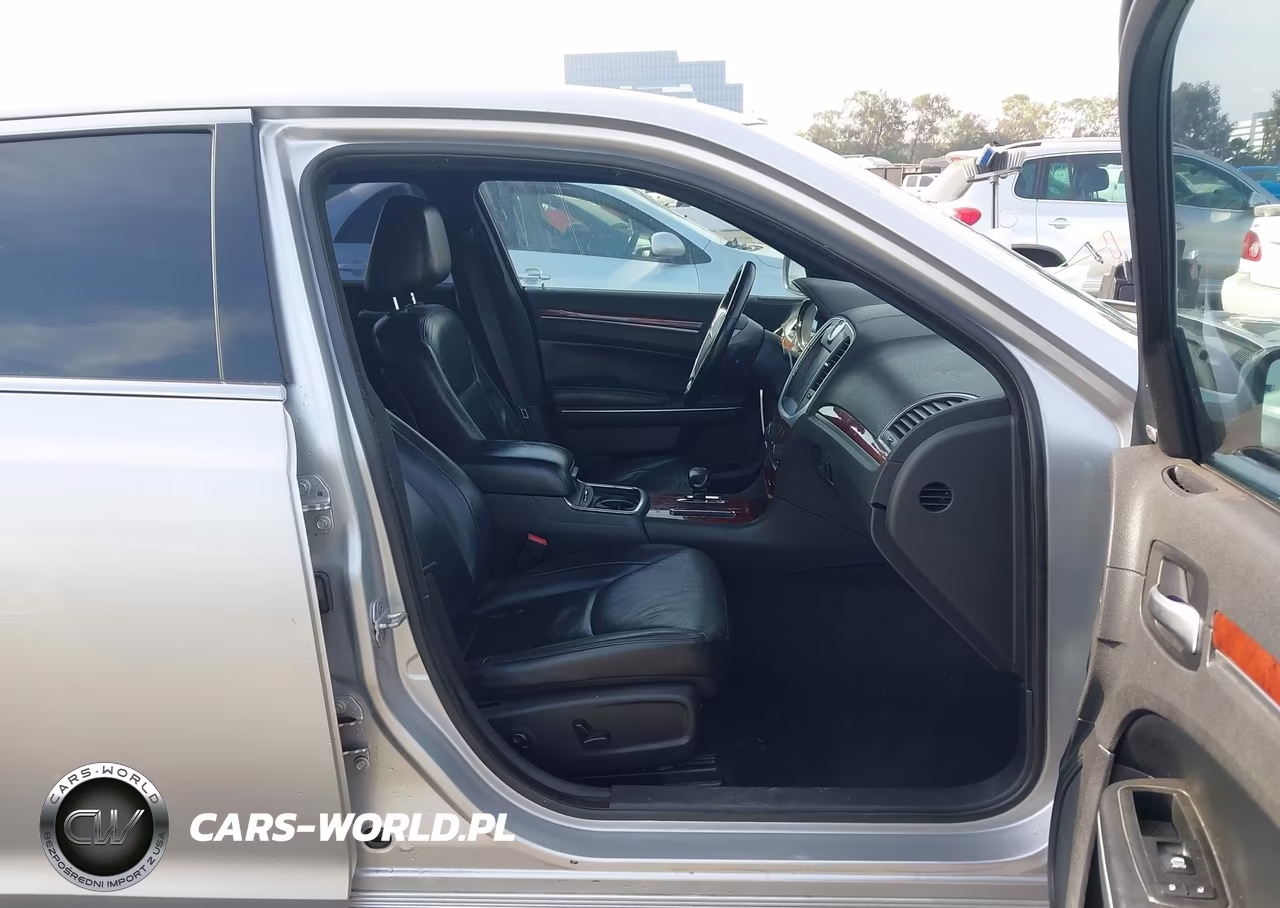 2012 Chrysler 300 Limited VIN:2C3CCACG3CH166889 - 5