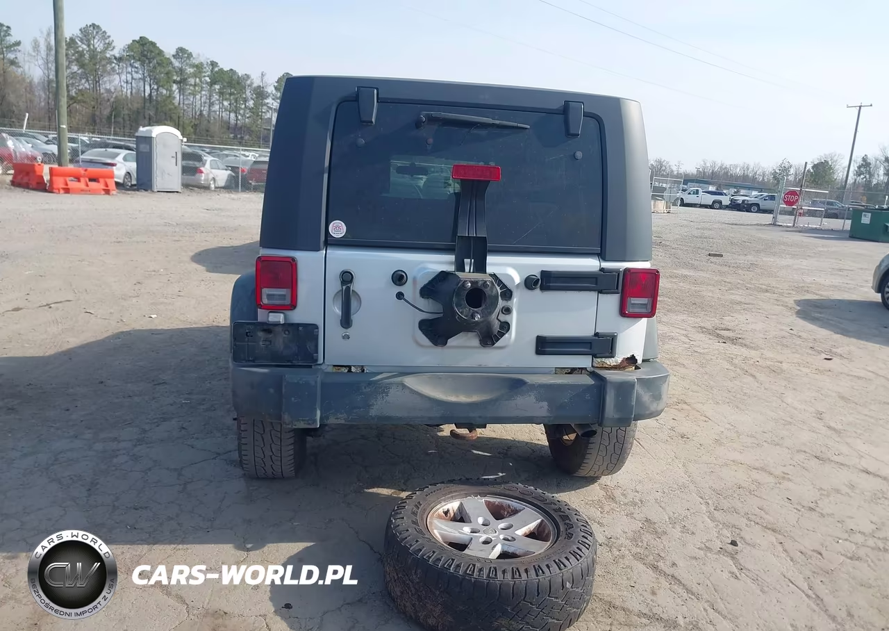2008 Jeep Wrangler Unlimited X VIN:1J4GA39108L536539 - 17