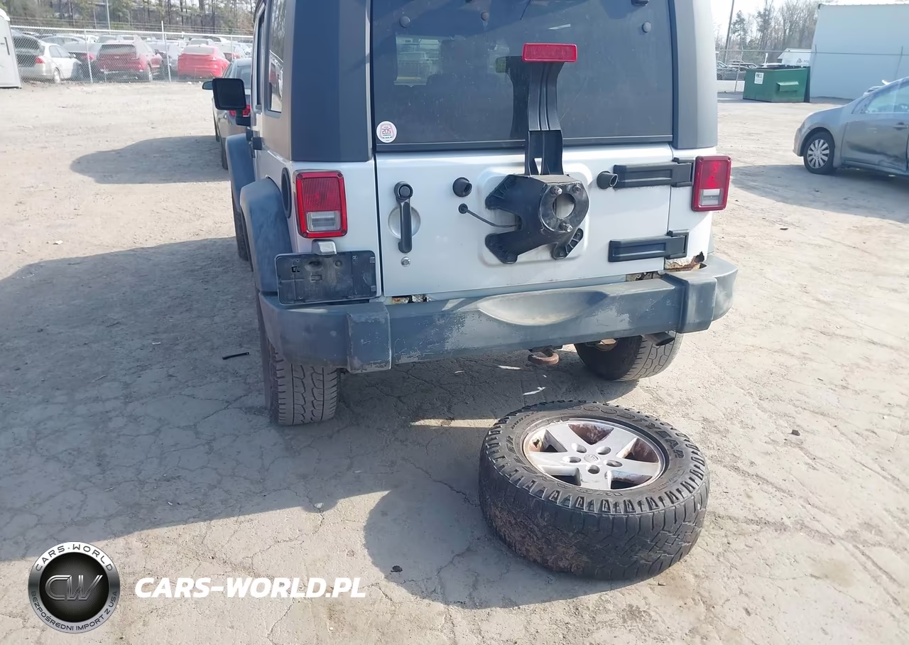 2008 Jeep Wrangler Unlimited X VIN:1J4GA39108L536539 - 18