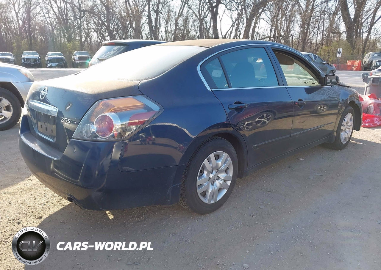 2011 Nissan Altima 2.5 S VIN:1N4AL2AP0BC156761 - 4