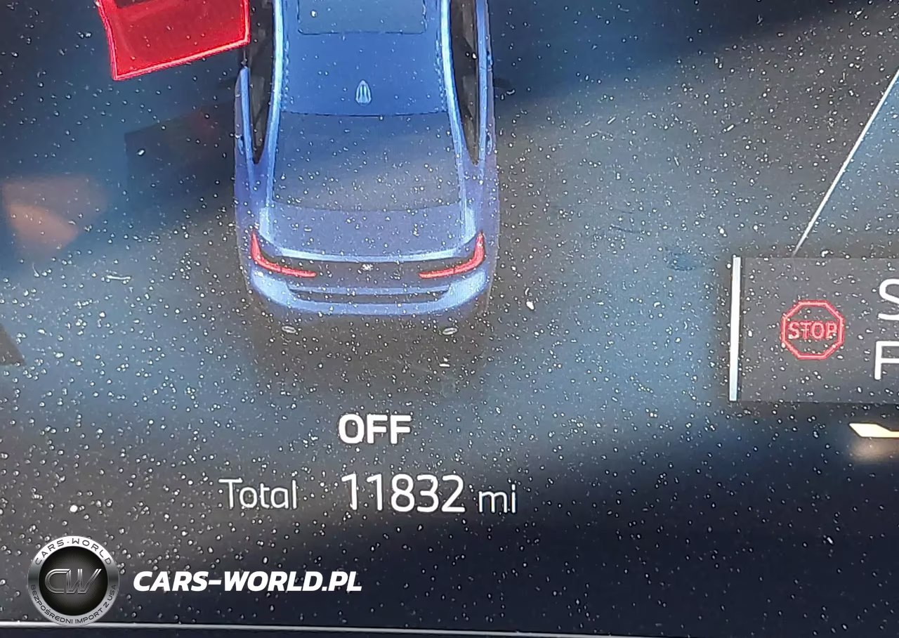 2025 BMW 330I VIN:3MW69CW0XS8F61482 - 15