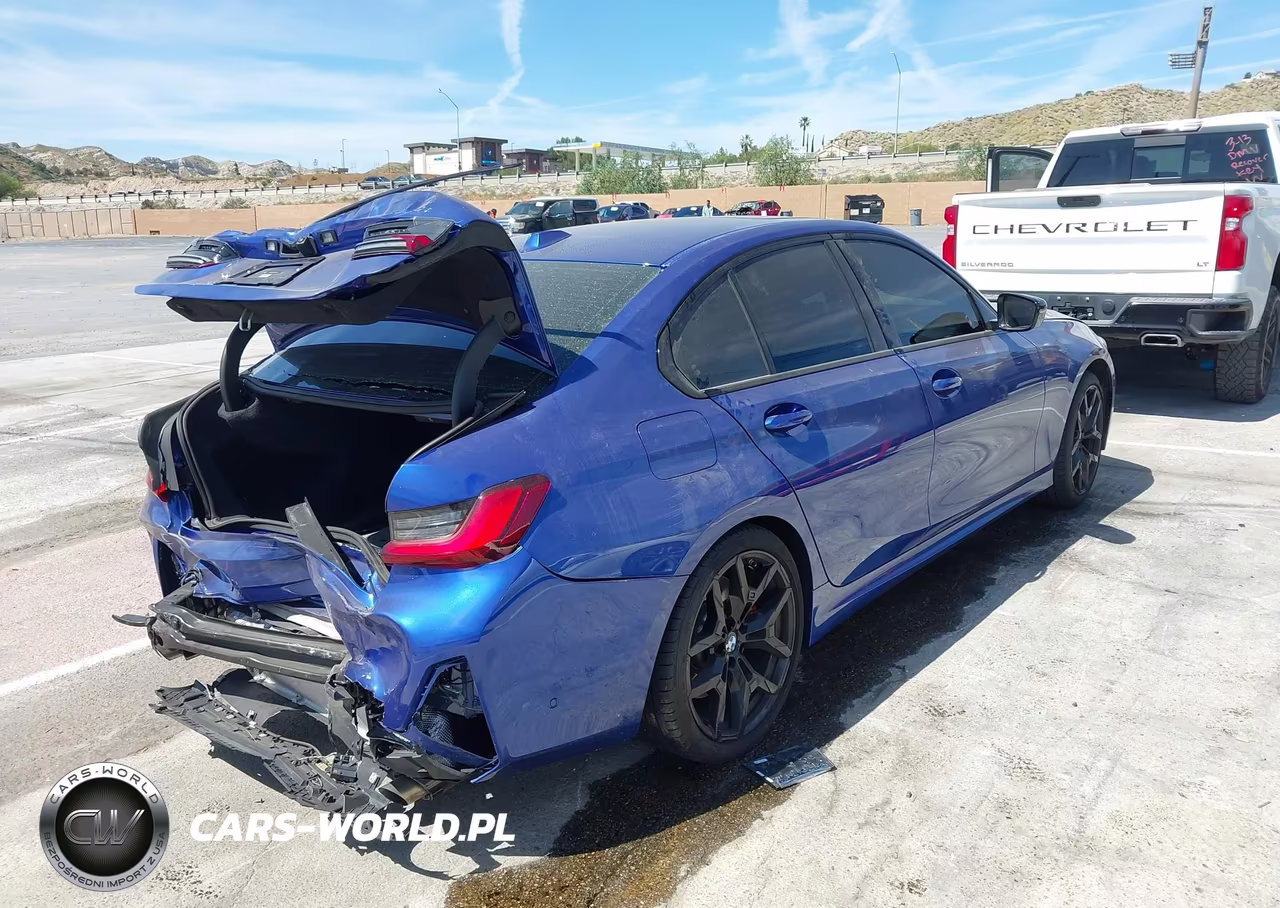 2025 BMW 330I VIN:3MW69CW0XS8F61482 - 4