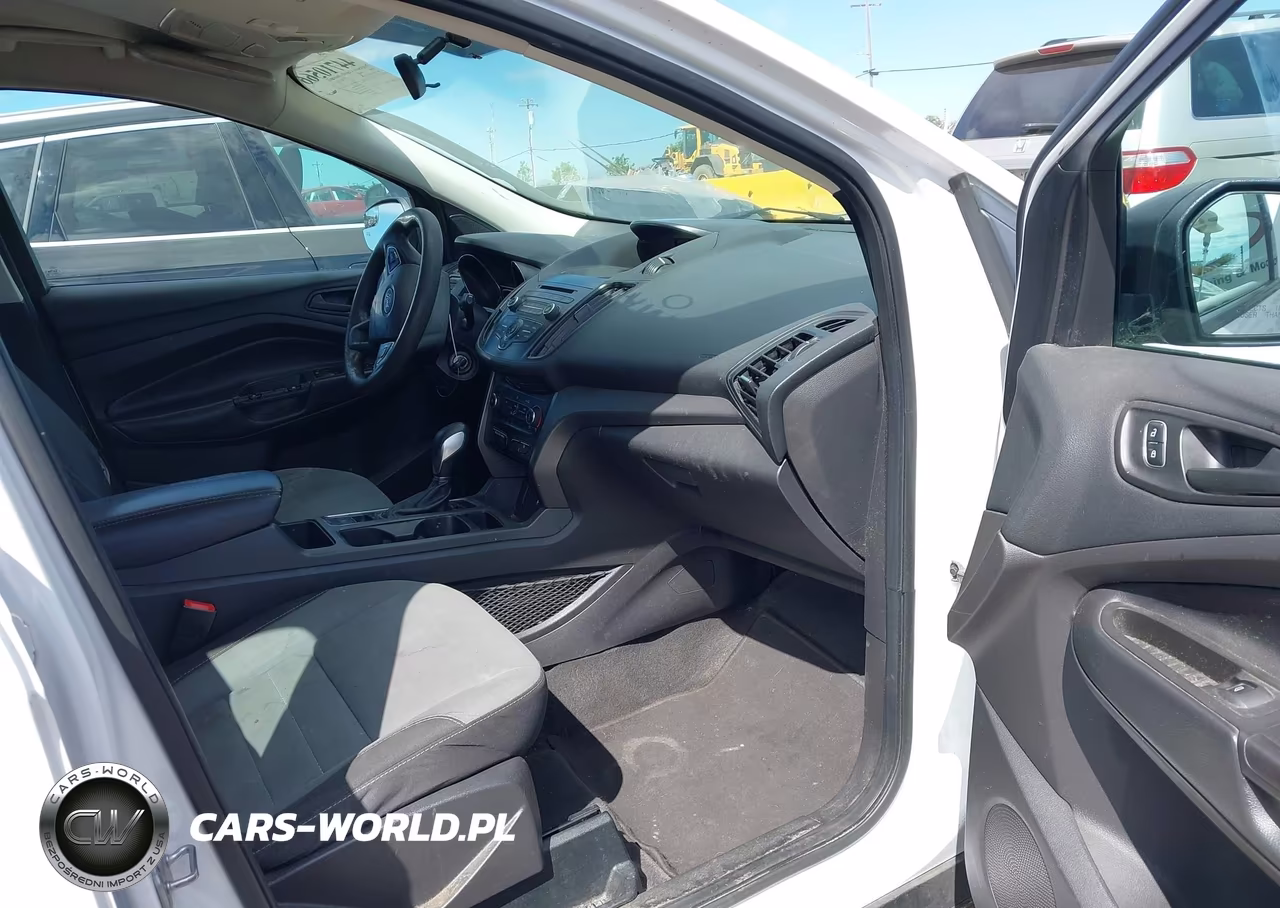 2018 Ford Escape S VIN:1FMCU0F75JUC09746 - 5