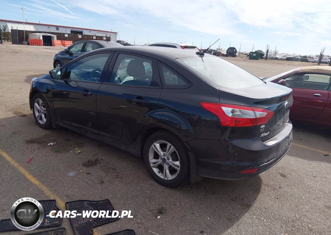 2013 Ford Focus Se VIN:1FADP3F2XDL296243 - 3