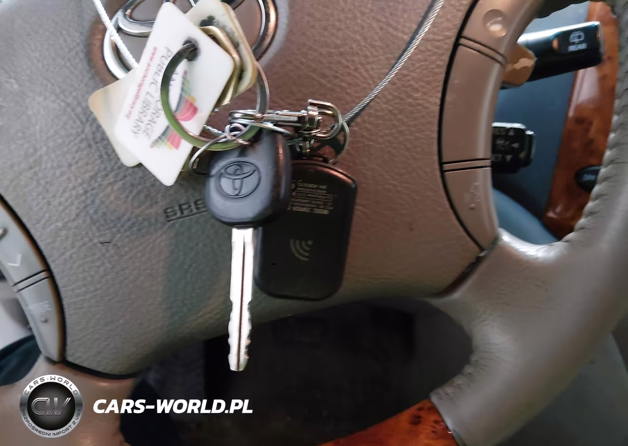 2008 Toyota Sienna Limited VIN:5TDBK22CX8S009996 - 11