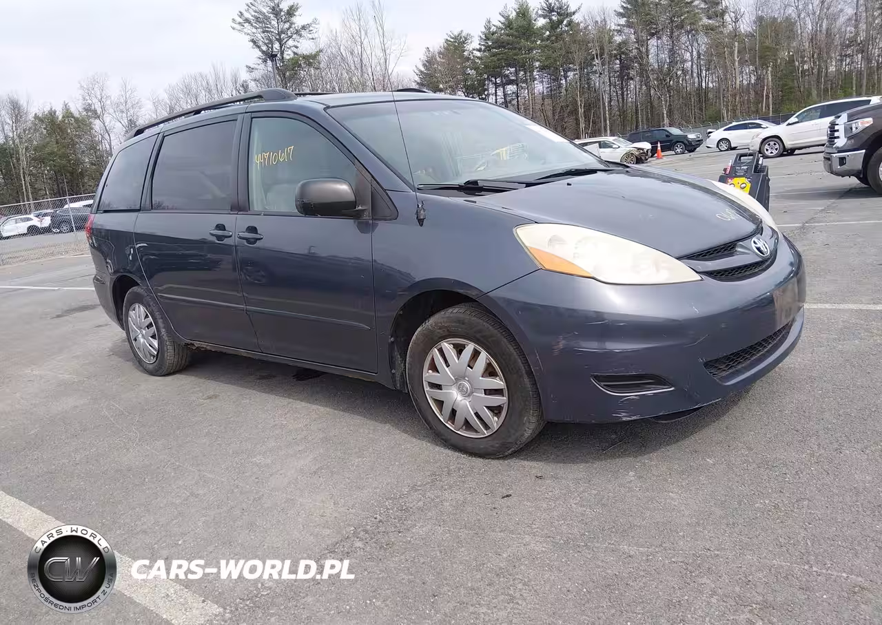 2006 Toyota Sienna Le