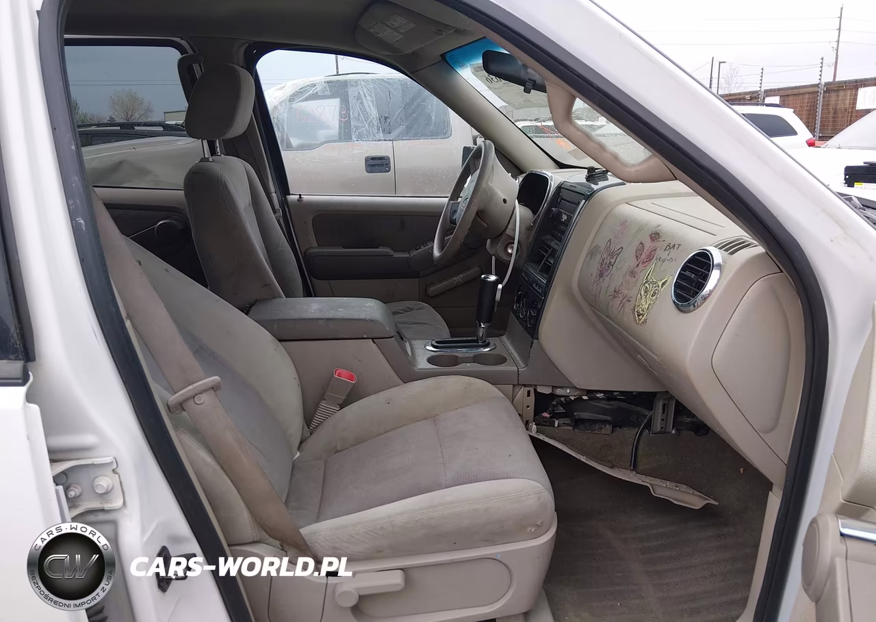 2007 Ford Explorer Xlt VIN:1FMEU73E57UB13242 - 5