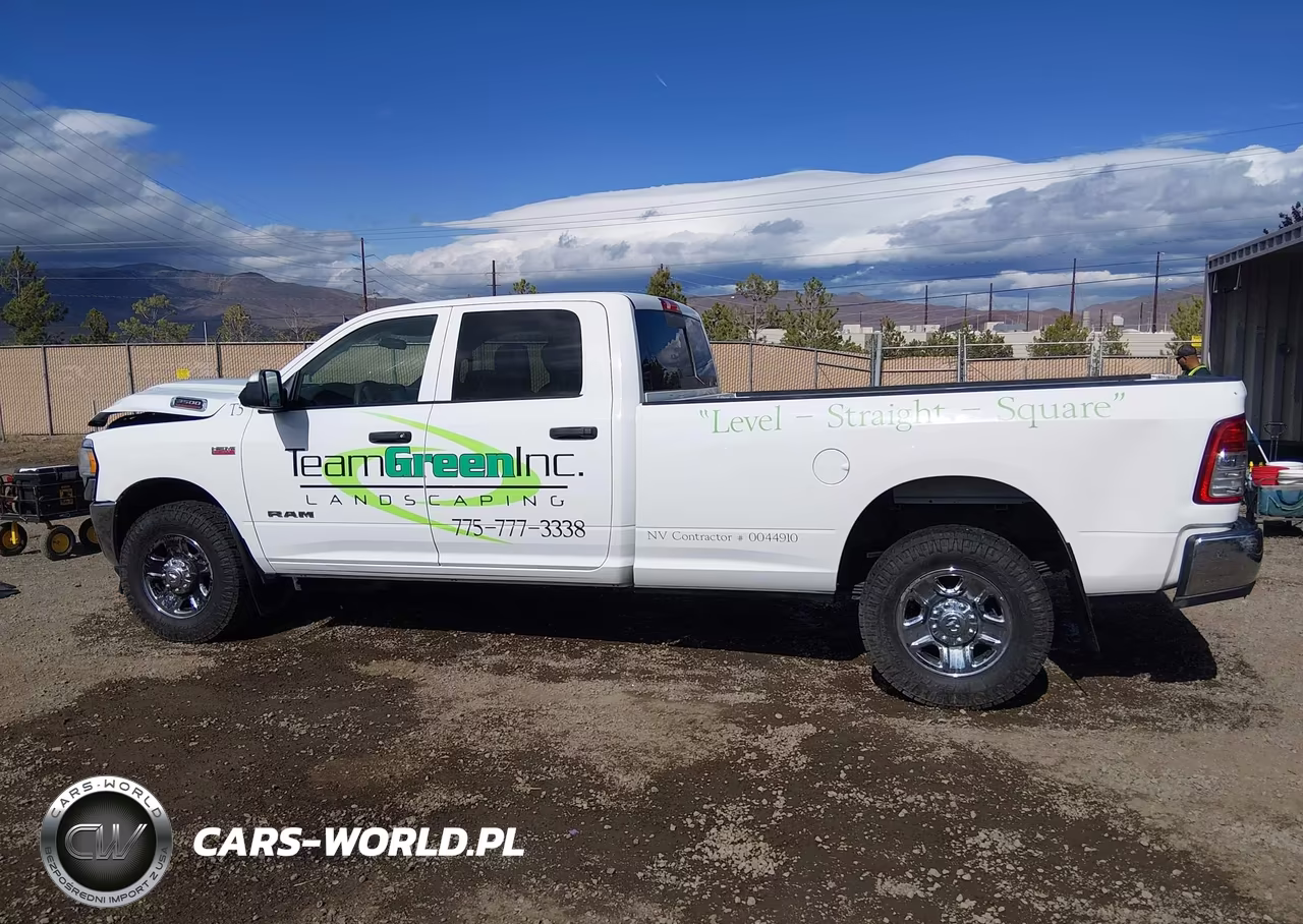 2021 Ram 3500 Tradesman 4X2 8' Box VIN:3C63R2GJ0MG672842 - 15