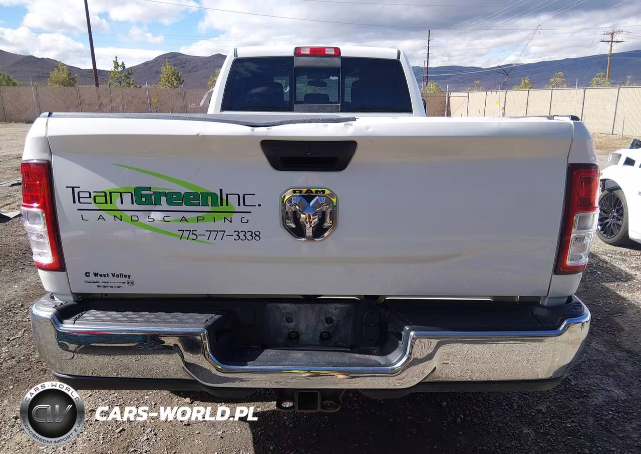 2021 Ram 3500 Tradesman 4X2 8' Box VIN:3C63R2GJ0MG672842 - 17
