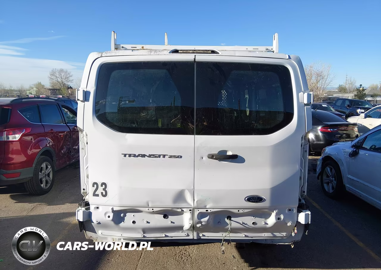 2019 Ford Transit-250 VIN:1FTYR1ZMXKKB20500 - 17