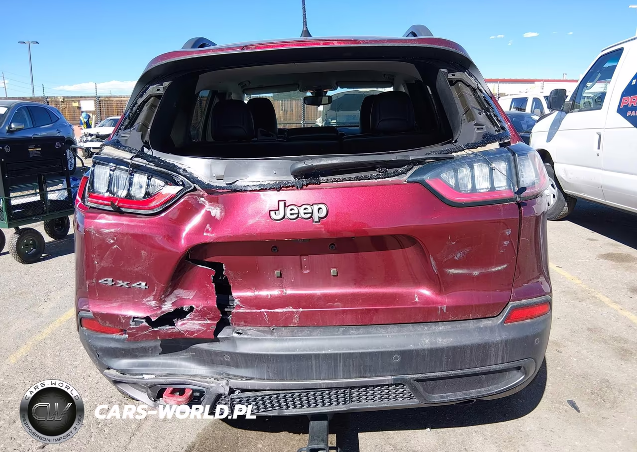 2019 Jeep Cherokee Trailhawk 4X4 VIN:1C4PJMBX2KD361674 - 16