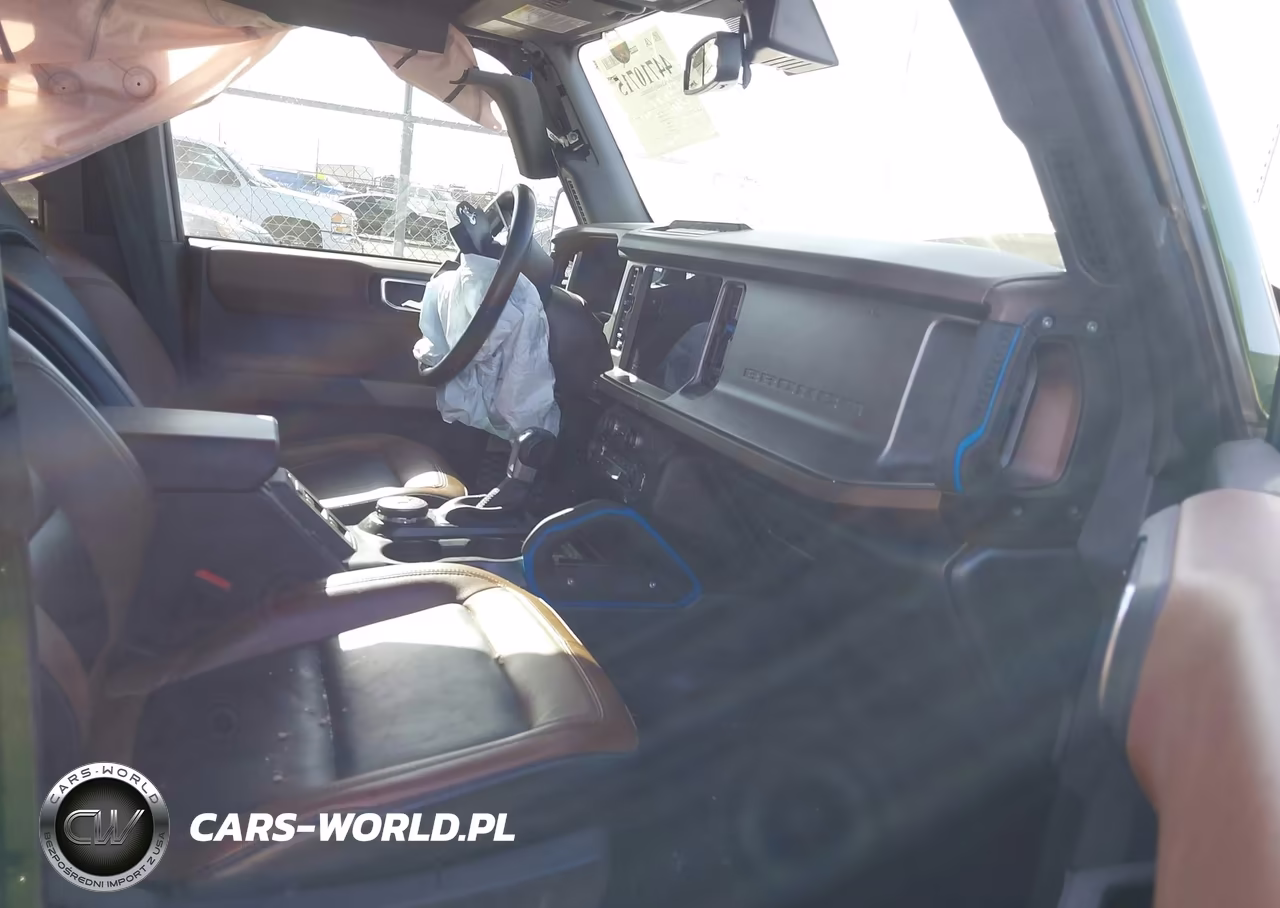 2023 Ford Bronco Outer Banks VIN:1FMEE5DP7PLB95420 - 5