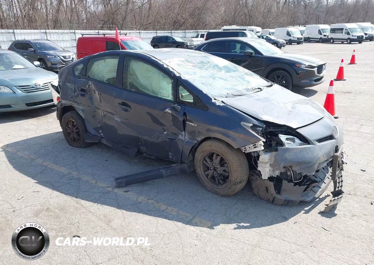 2015 Toyota Prius Two – zdjęcie 1 z 16