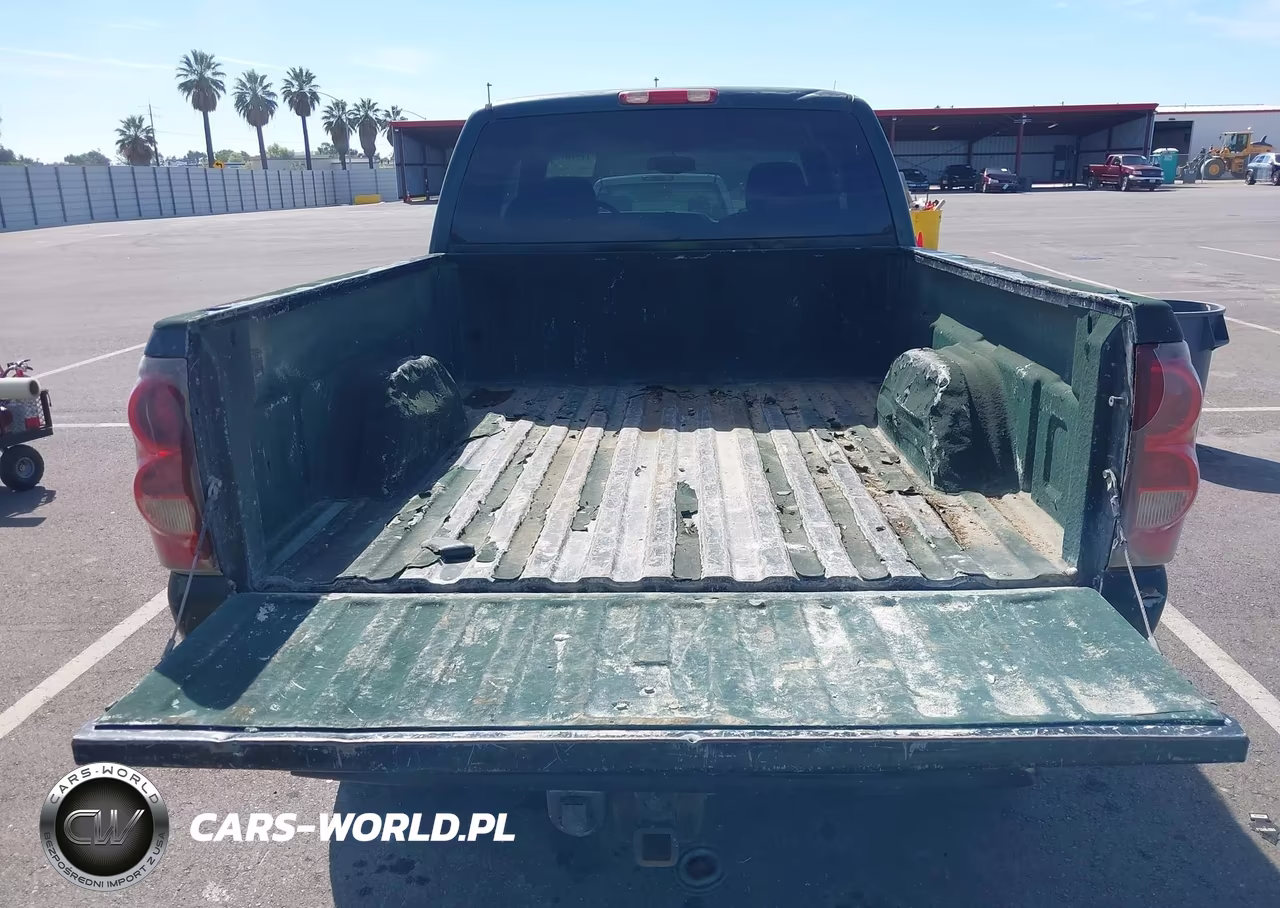 2003 Chevrolet Silverado 2500Hd Ls VIN:1GCHK29G83E163365 - 18