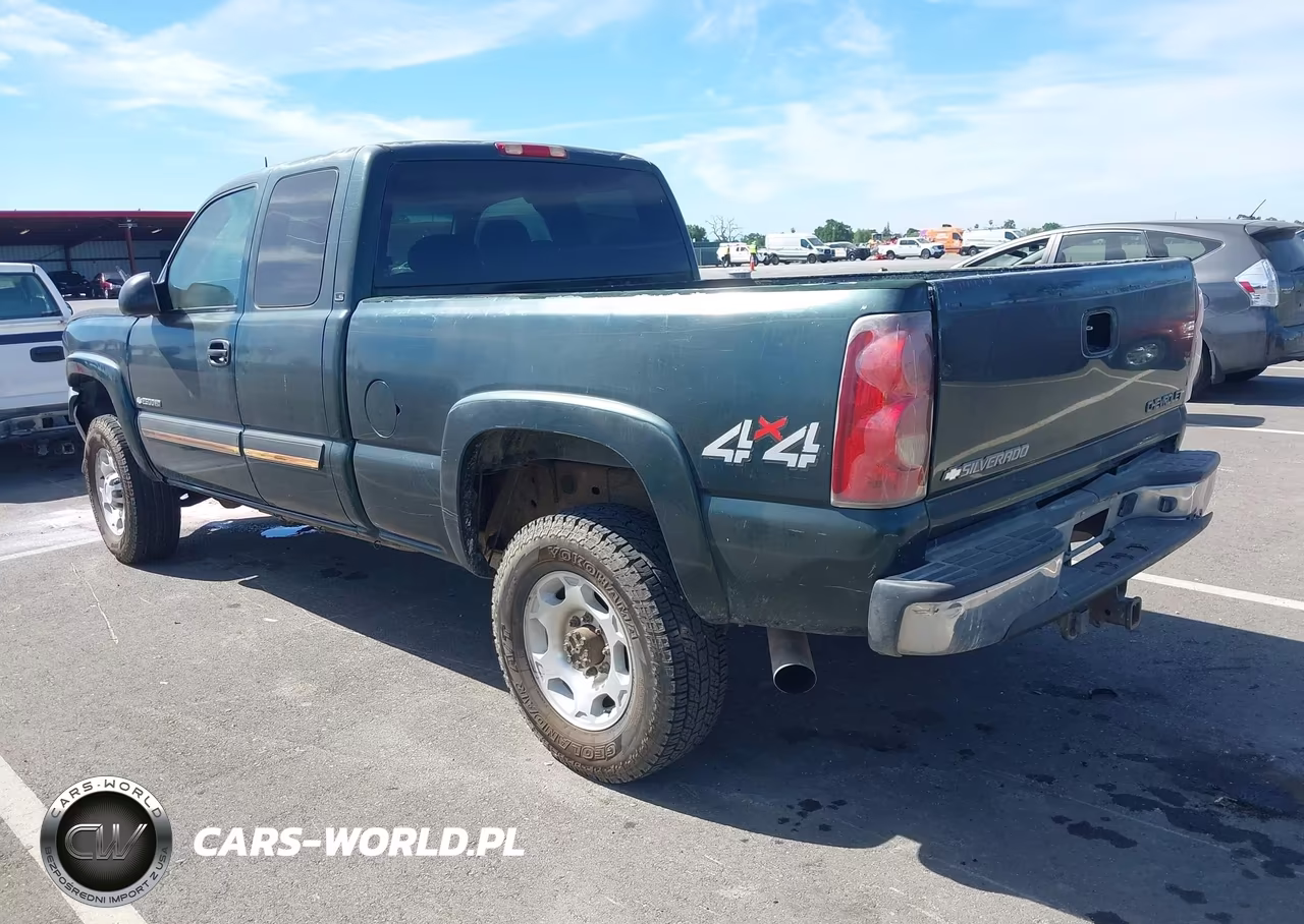 2003 Chevrolet Silverado 2500Hd Ls VIN:1GCHK29G83E163365 - 3
