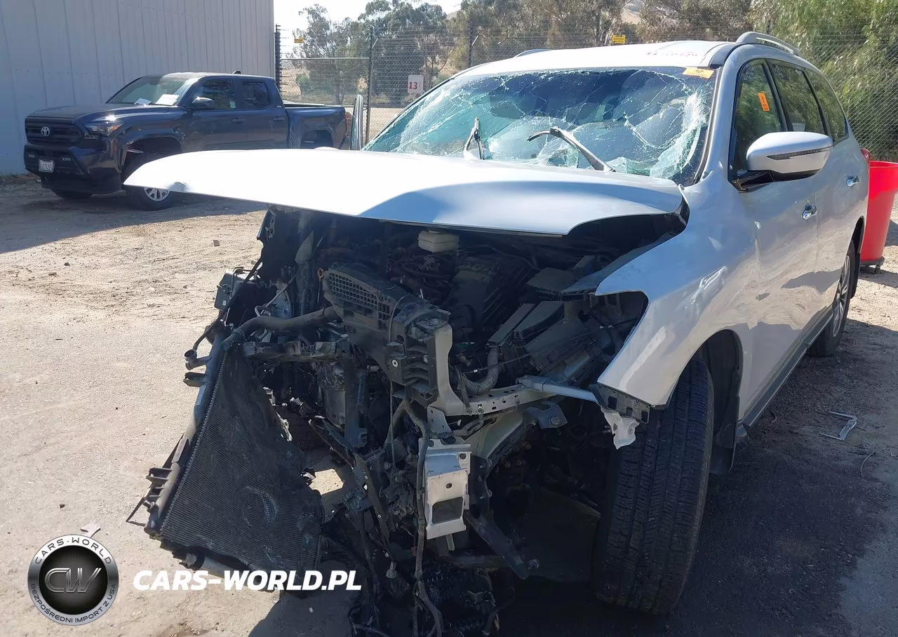 2018 Nissan Pathfinder S VIN:5N1DR2MN9JC663815 - 6