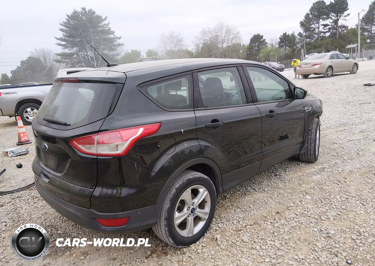 2015 Ford Escape S VIN:1FMCU0F77FUC40200 - 4