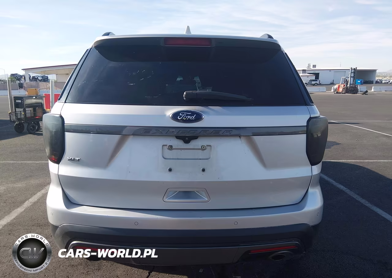 2017 Ford Explorer Xlt VIN:1FM5K7D89HGA27642 - 16