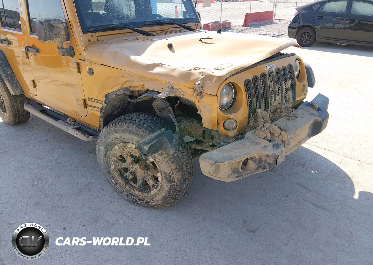 2014 Jeep Wrangler Unlimited Sport VIN:1C4BJWDG6EL318890 - 6