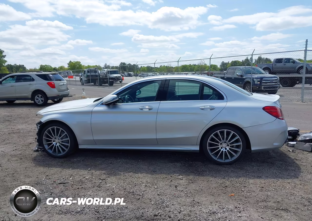 2016 Mercedes-Benz C 300 Sport 4Matic VIN:55SWF4KB1GU100018 - 15